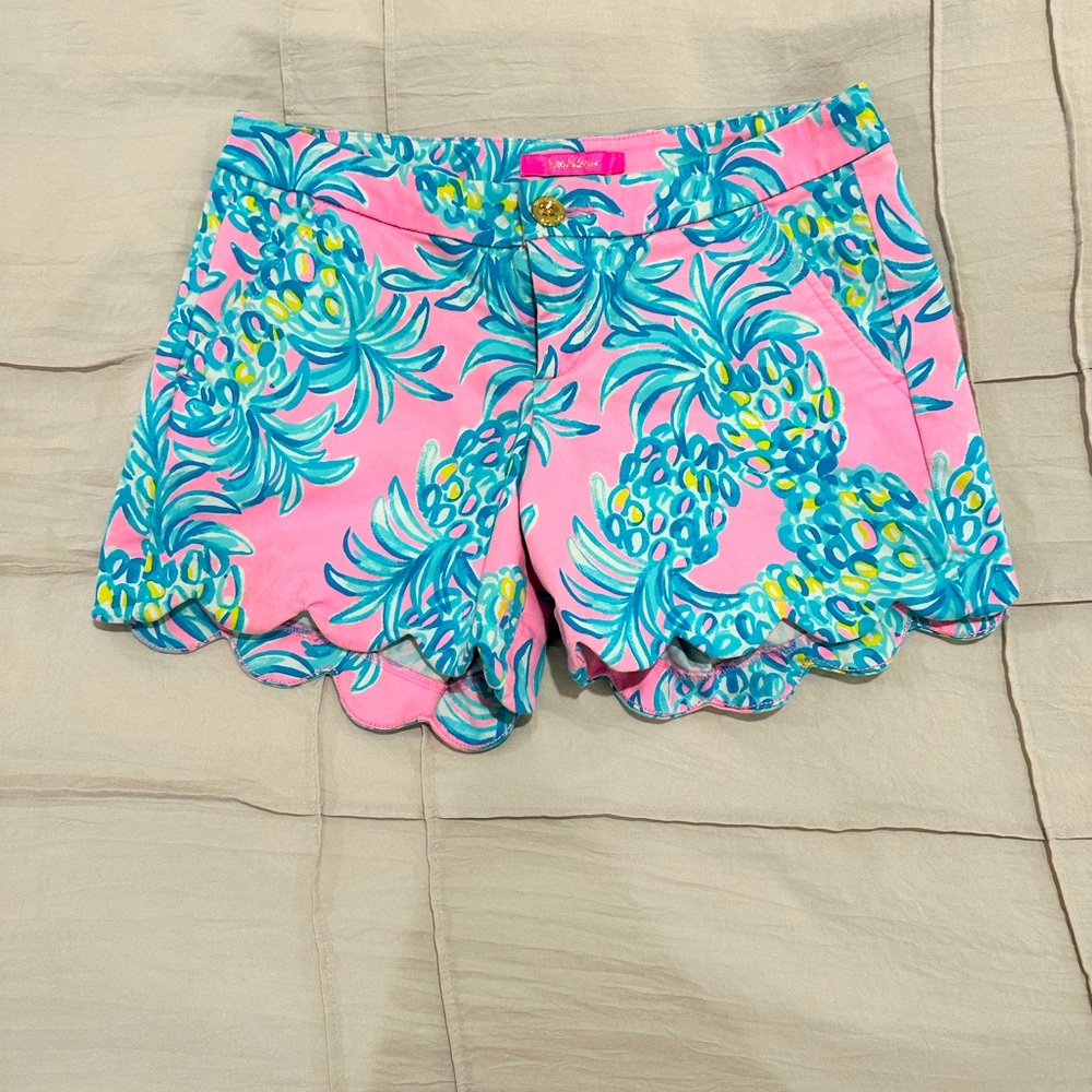 NWOT Lily Pulitzer size 4 shorts